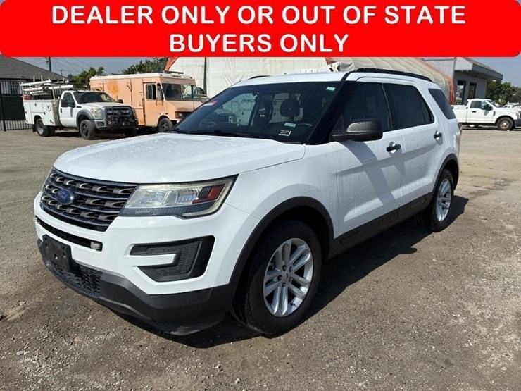2017-ford-explorer-image-1