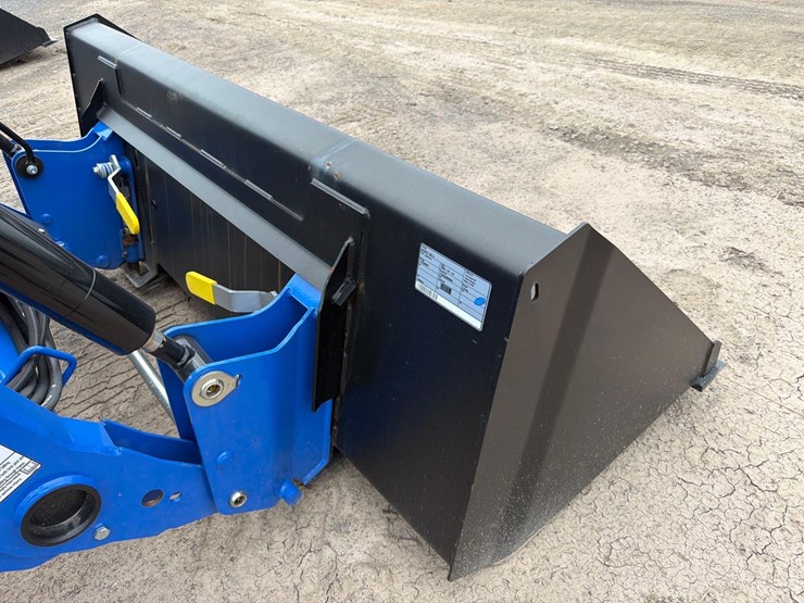 new-holland-workmaster-70-image-9