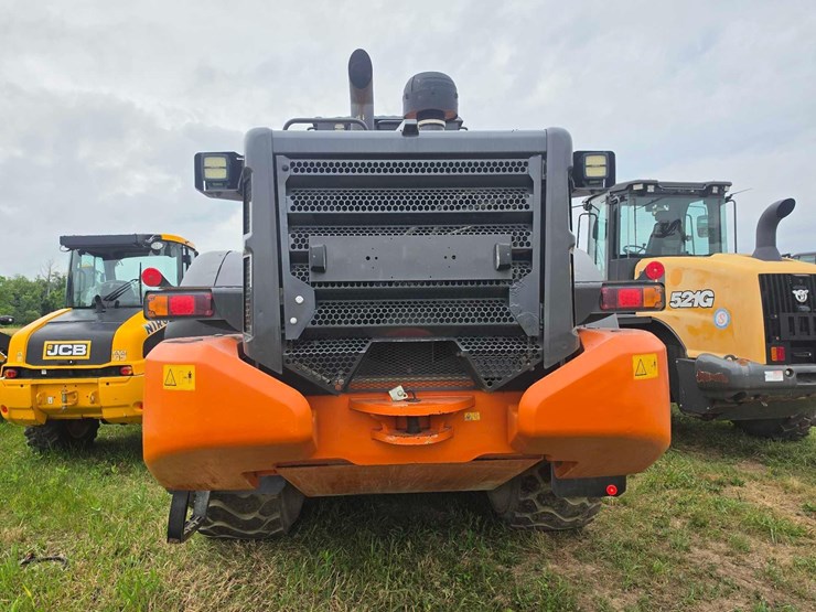 2019-hitachi-zw310-6-image-7
