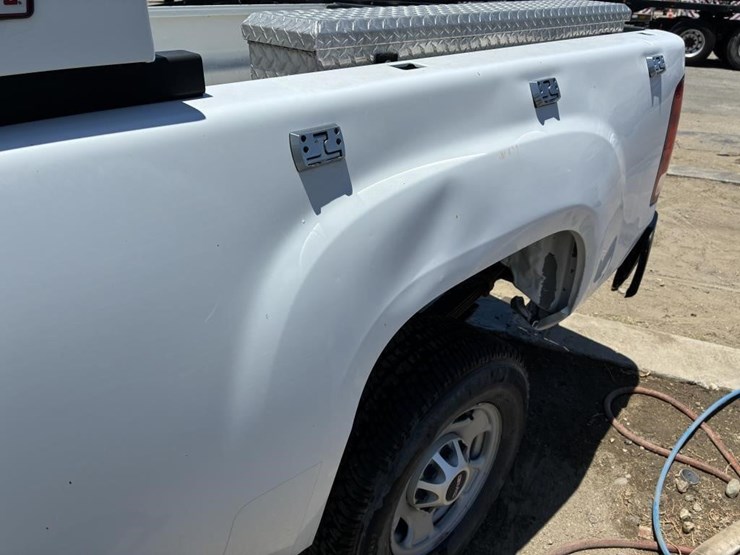 2012-gmc-sierra-2500-image-5