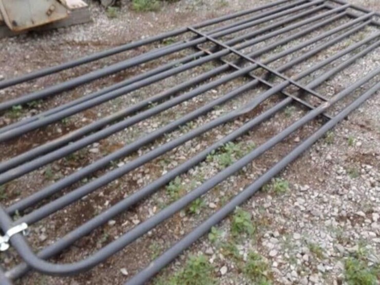 2--12'-6-bar-gates-image-2