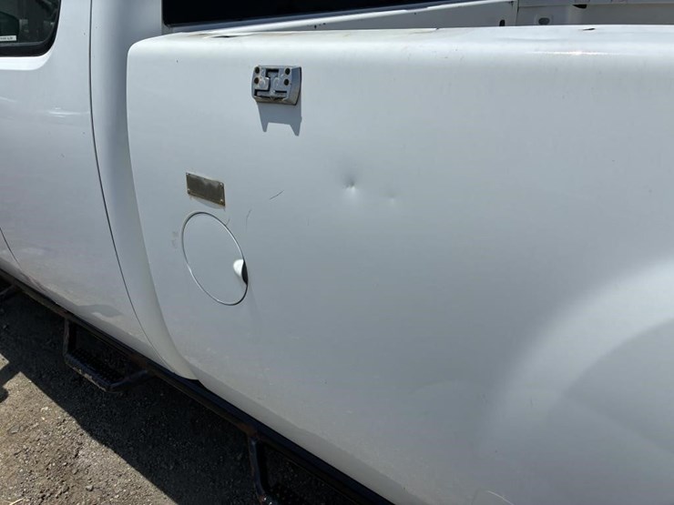 2012-gmc-sierra-2500-image-5