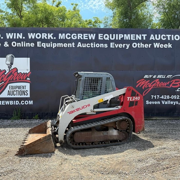 TAKEUCHI TL240