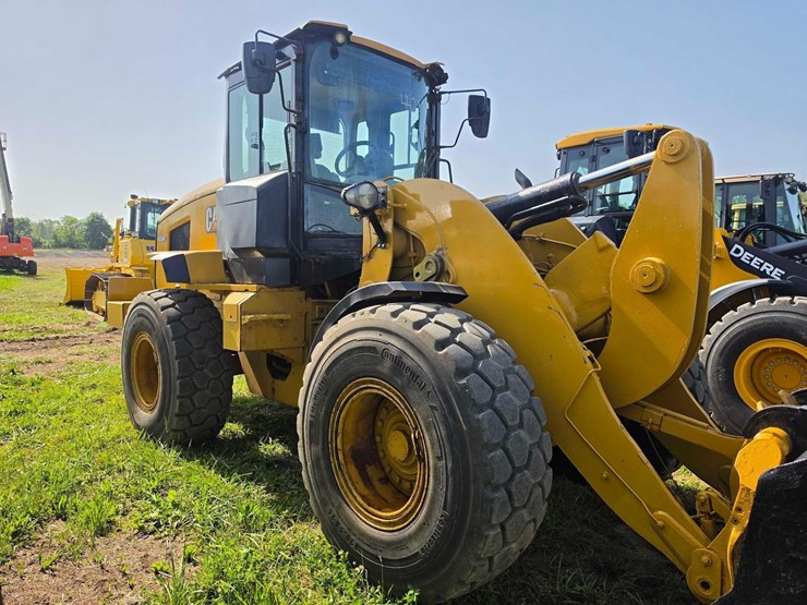 caterpillar-938m-image-4