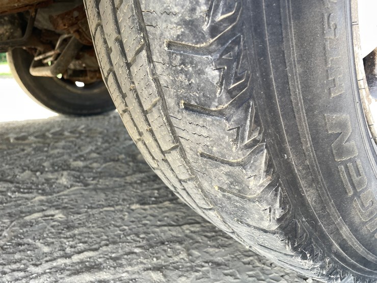 2003-toyota-sequoia-image-142