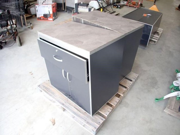 31-in.-x-75-in.-rolling-storage-cabinet(s)-image-13