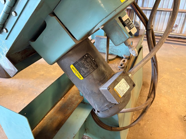w.f.-wells-w-9-1-band-saw-image-5