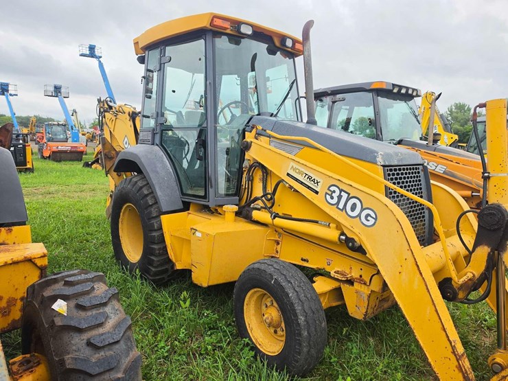 deere-310g-image-4
