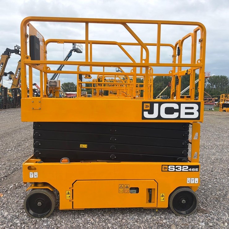 JCB S3246E