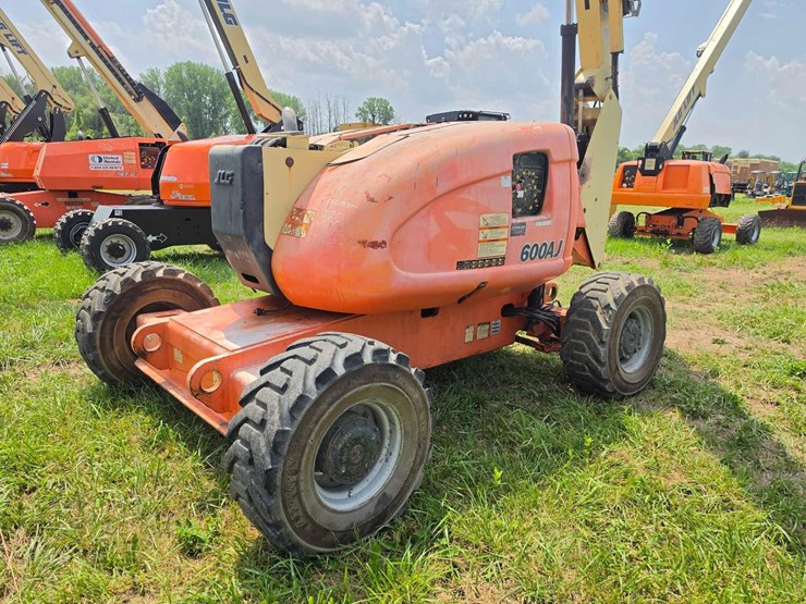 jlg-600aj-image-2