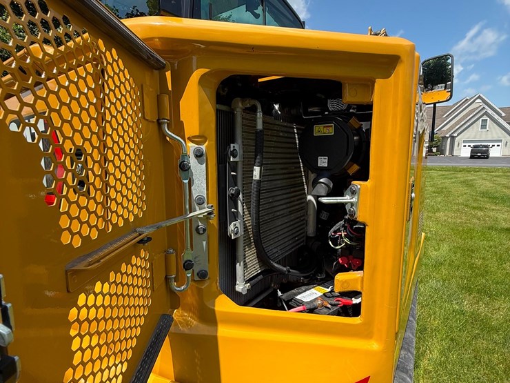 2020-caterpillar-306-cr-image-4