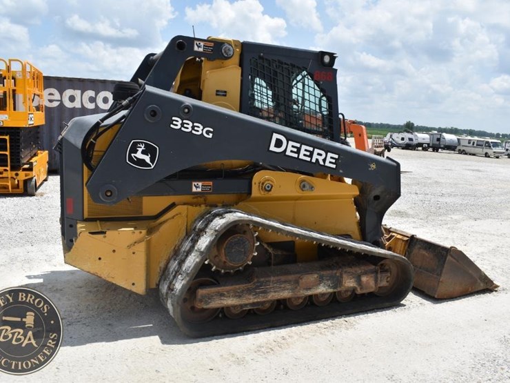 2017-deere-333g-image-17