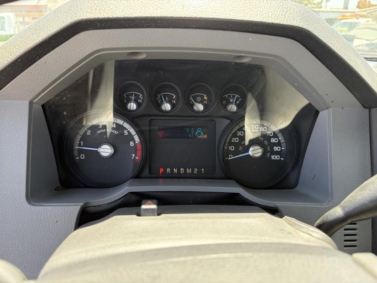 2011-ford-f250-image-16