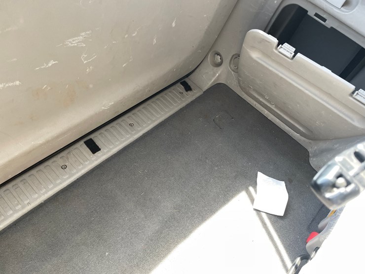 2003-toyota-sequoia-image-62