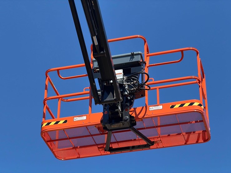 jlg-660sj-image-9