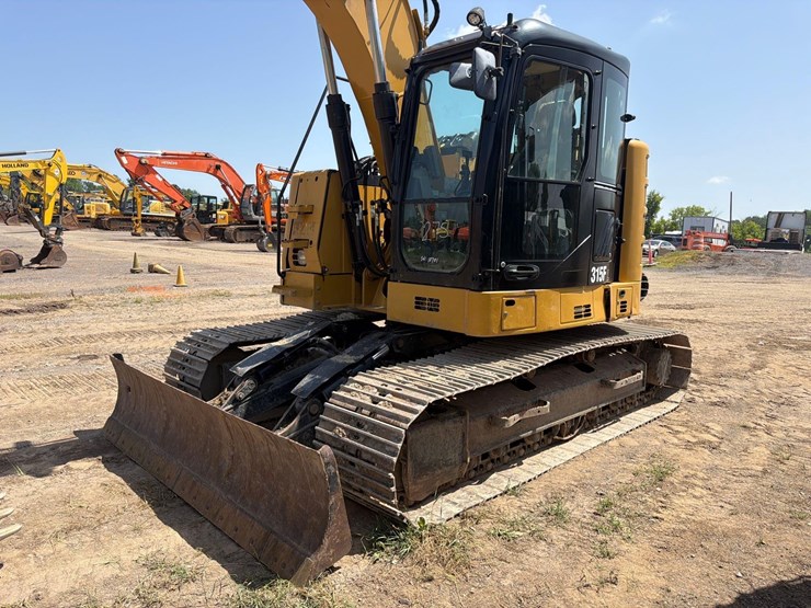 caterpillar-315-gc-image-3