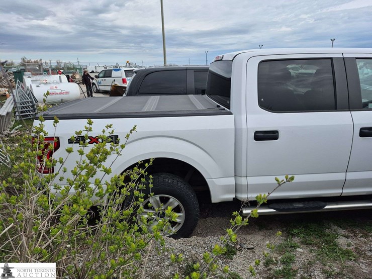 2015-ford-f150-image-4