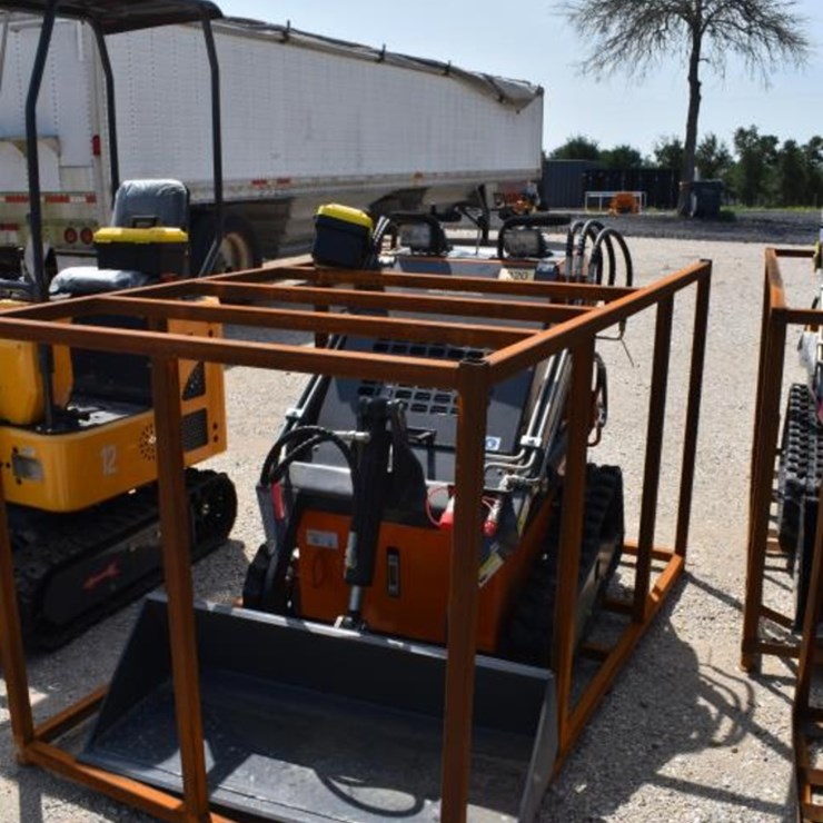 LAND HONOR ME380X2 MINI SKID STEER (SERIAL # 2512276006)