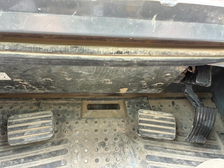 2019-takeuchi-tl10v2-image-28