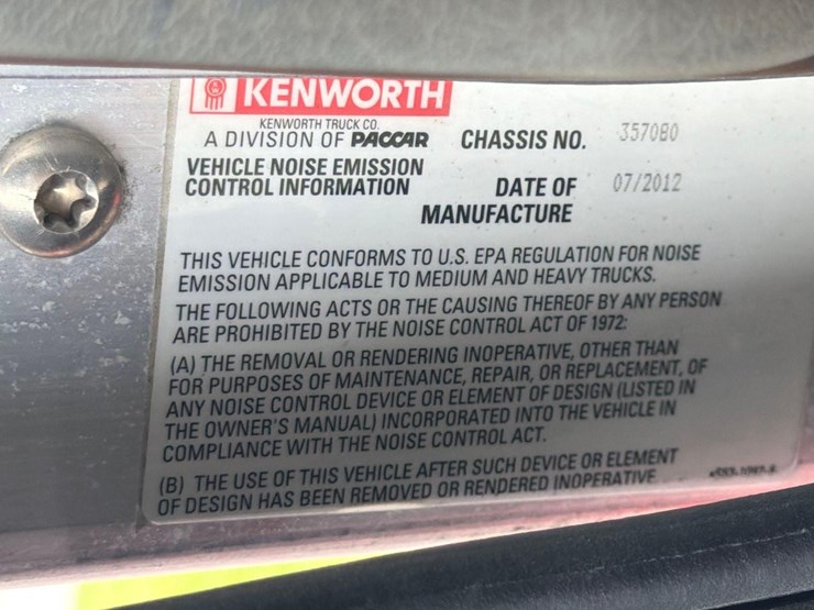 2013-kenworth-t880-image-25
