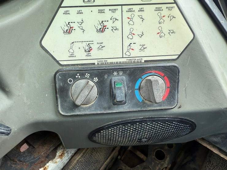 bobcat-t450-image-27