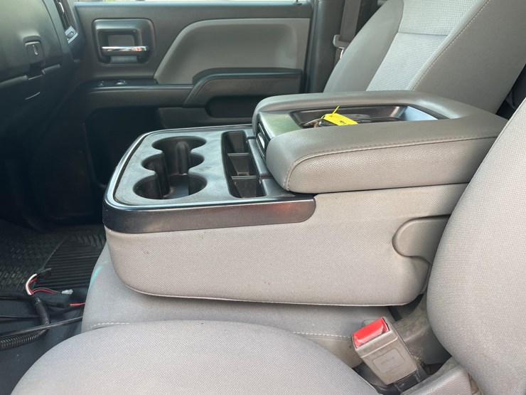 2019-chevrolet-2500-image-37