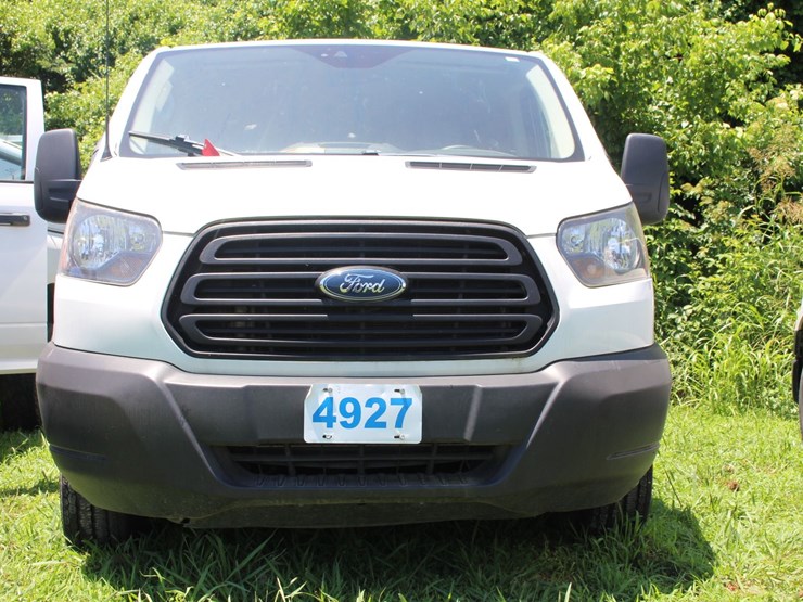2019-ford-transit-image-1
