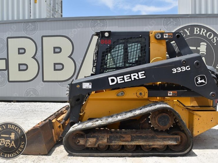 2017-deere-333g-image-2