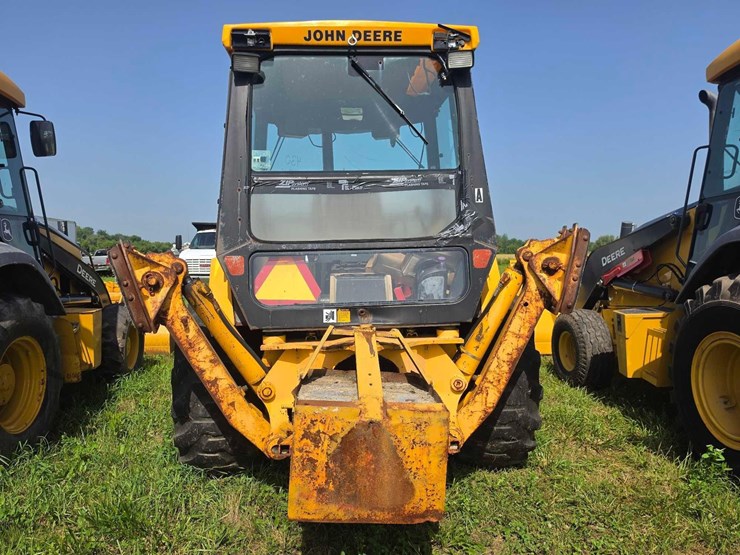 deere-410d-image-7