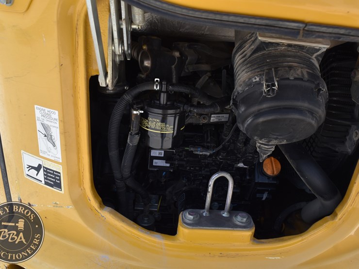 2020-deere-35g-image-38