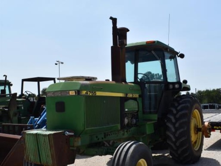 john-deere-4755-image-1