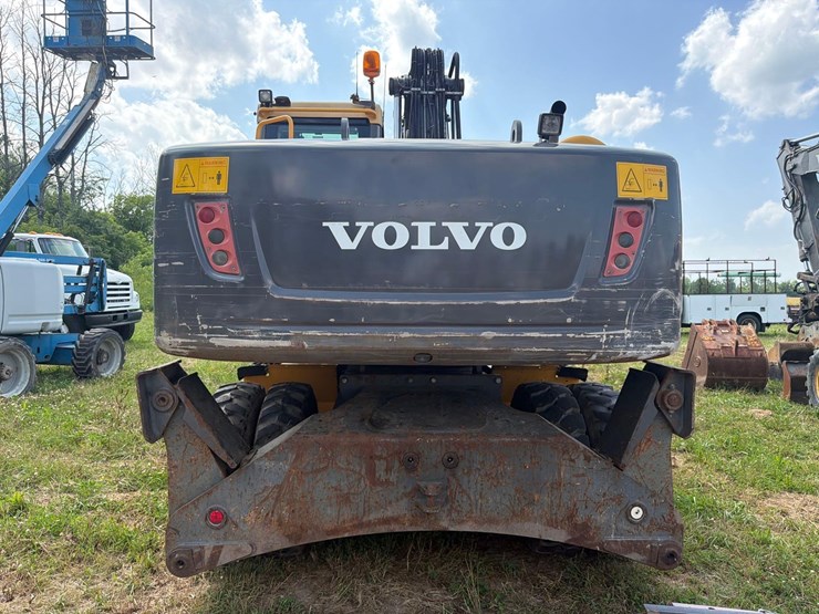 volvo-ew180c-image-8