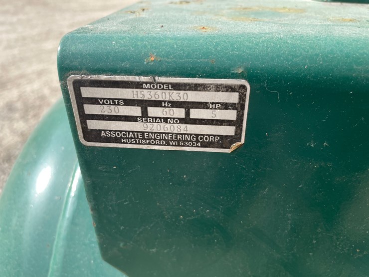 #8321-•-rol-air-3-phase-air-compressor-image-6