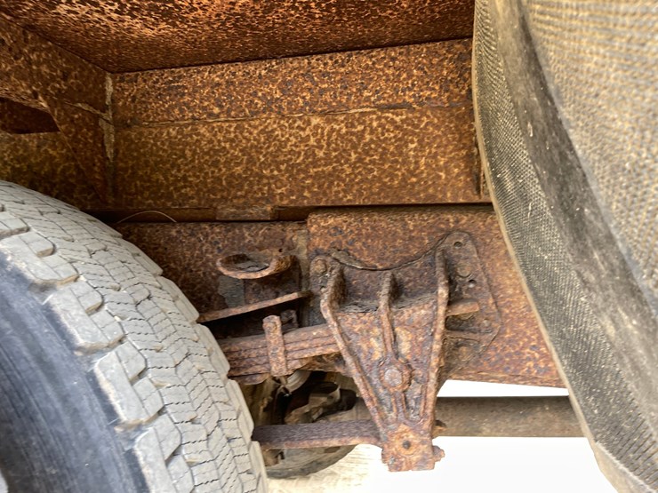#204-•-1988-international-straight-truck-(has-wi-title)-image-80