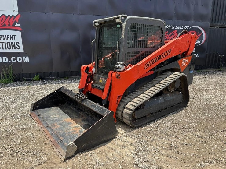 2023-kubota-svl97-2-image-2