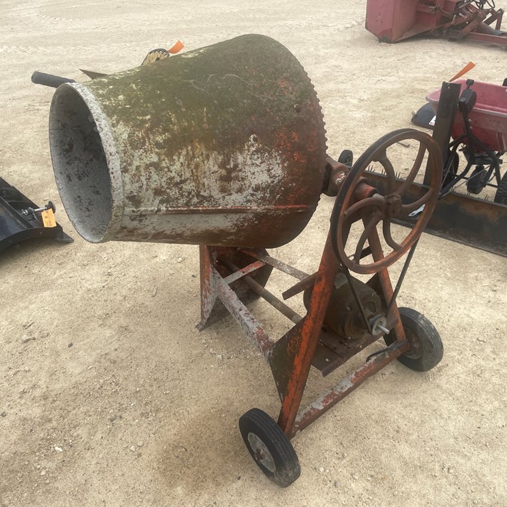 #3435 • Concrete Mixer