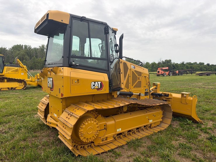 caterpillar-d1-lgp-image-6