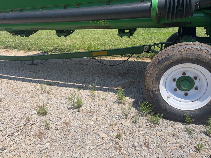 unverferth-35'-header-wagon-image-9