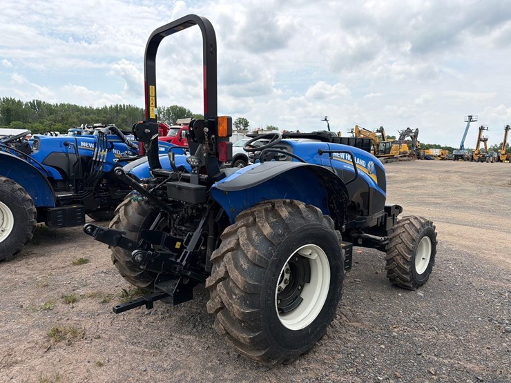 new-holland-workmaster-120-image-4