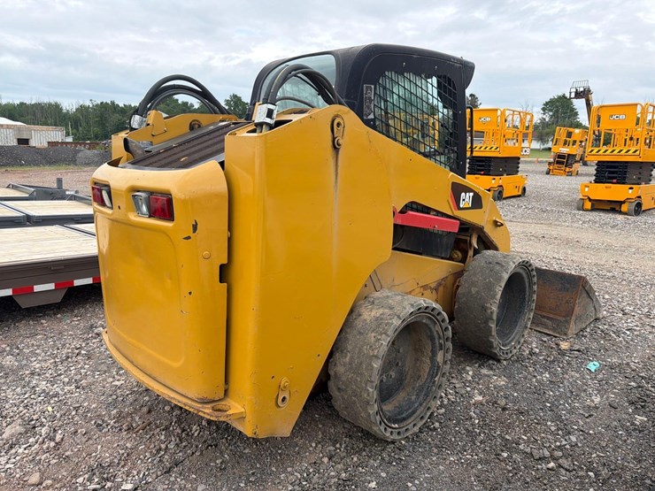 caterpillar-256c-image-5