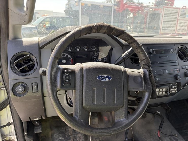 2011-ford-f250-image-14