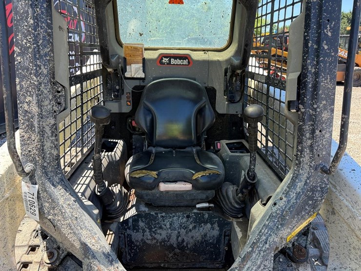 2022-bobcat-t62-image-12
