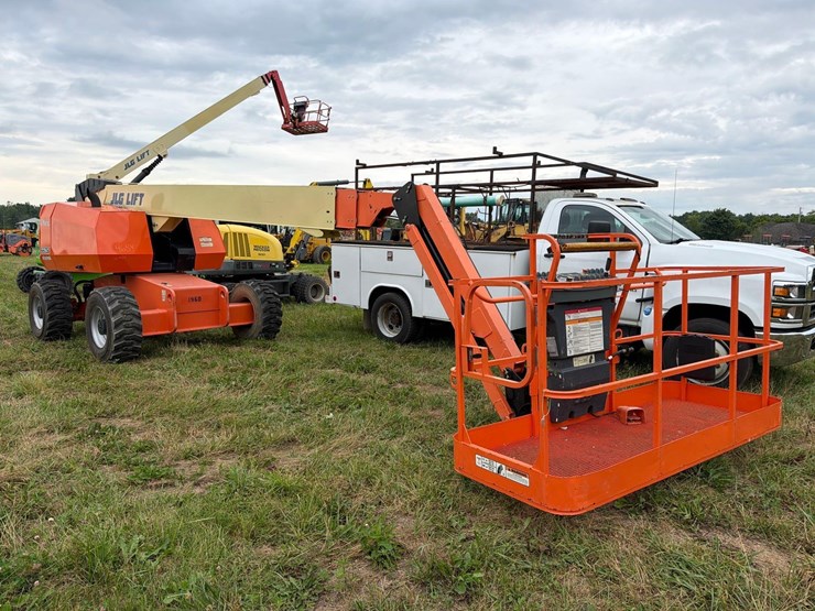 2020-jlg-660sj-image-4