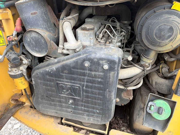 caterpillar-256c-image-9