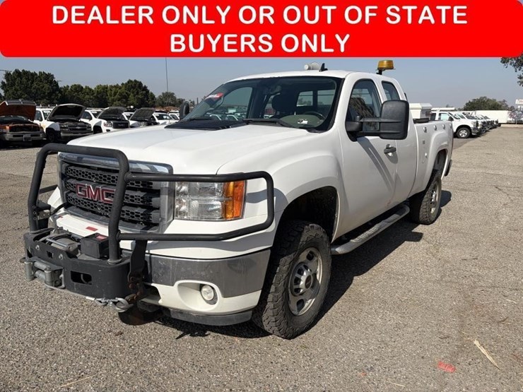 2012-gmc-sierra-2500-image-1