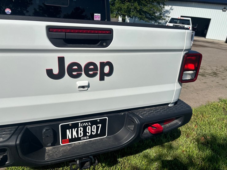 #2170-•-2023-jeep-gladiator-pickup-image-71