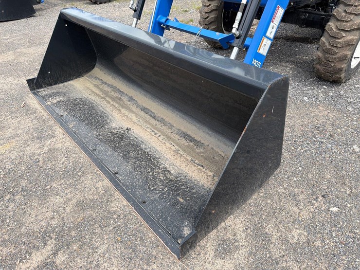 new-holland-workmaster-35-image-13