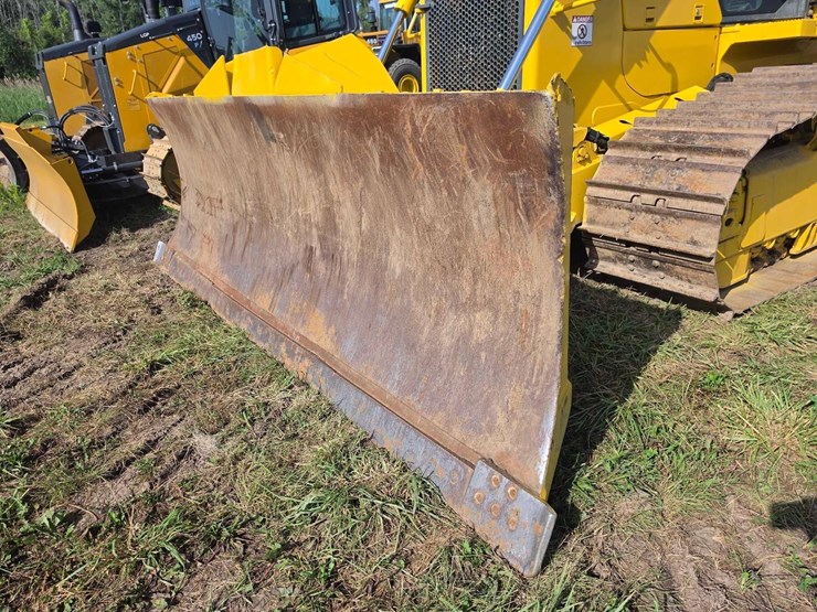 komatsu-d65-image-21