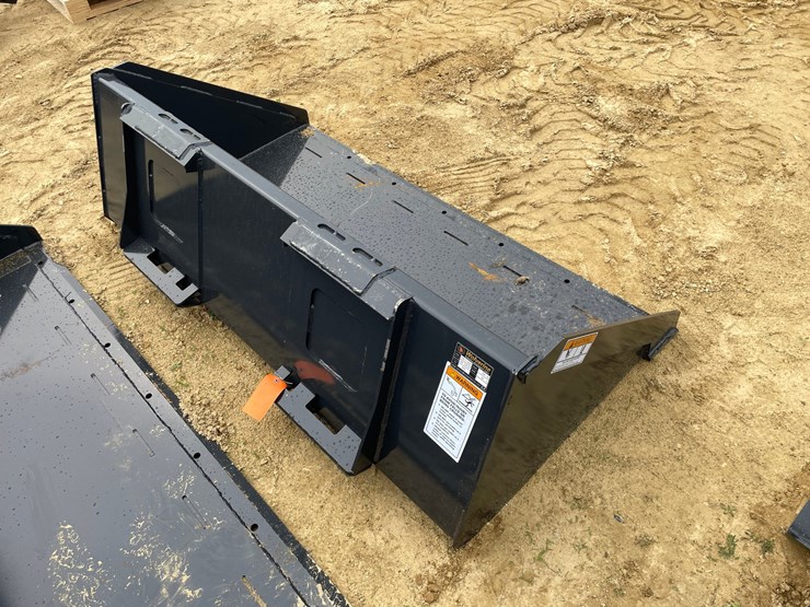 #2028-•-new-wolverine-skid-steer-66"-bucket-image-4