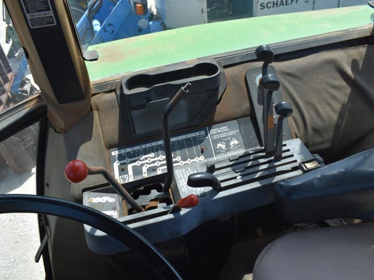 john-deere-4755-image-16